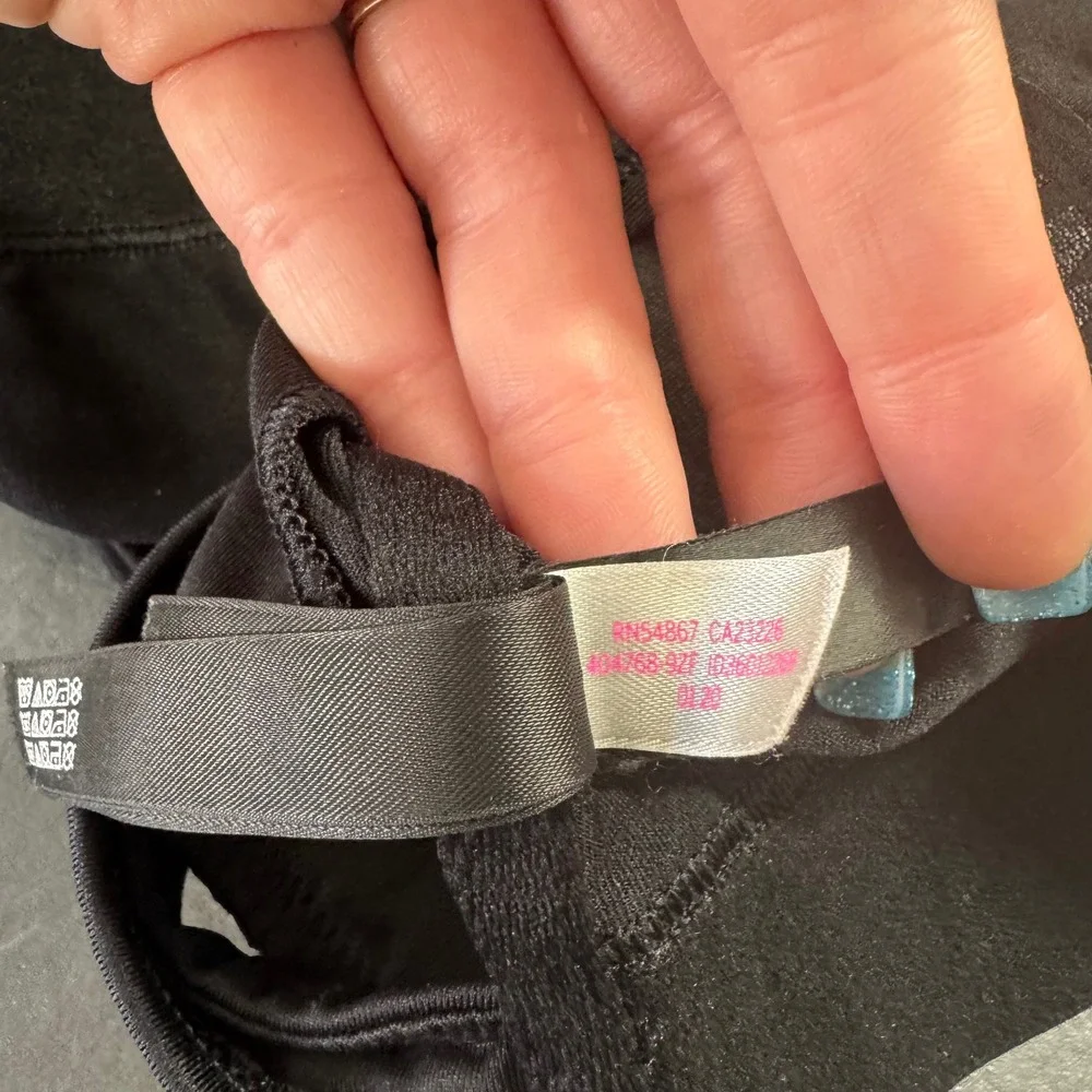 PINK Victorias Secret ultimate lightly